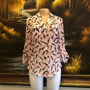 New York and Company lipstick Print Blouse